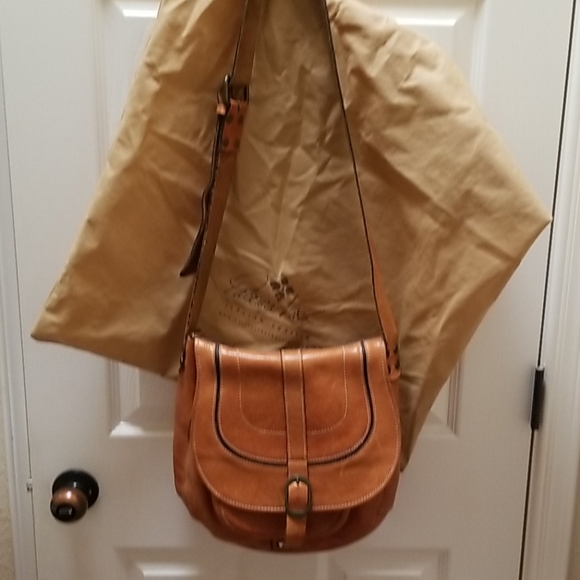 Patricia Nash Handbags - Patricia Nash rustic tan saddlebag